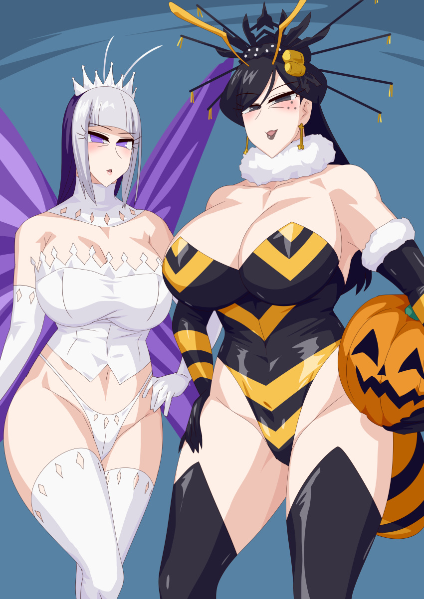 2_girls sedutor bee_costume big_breasts black_hair borboleta_costume borboleta_wings decote grey_eyes halloween_costume holding_jack_o_lantern insect_wings iroki karras multiple_girls ohsama_sentai_king-ohger otokam1117 super_sentai white_and_purple_hair asas